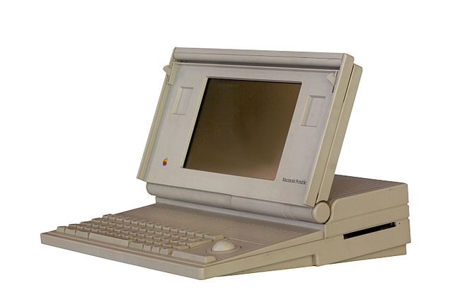 Macintosh Portable-IMG 7541